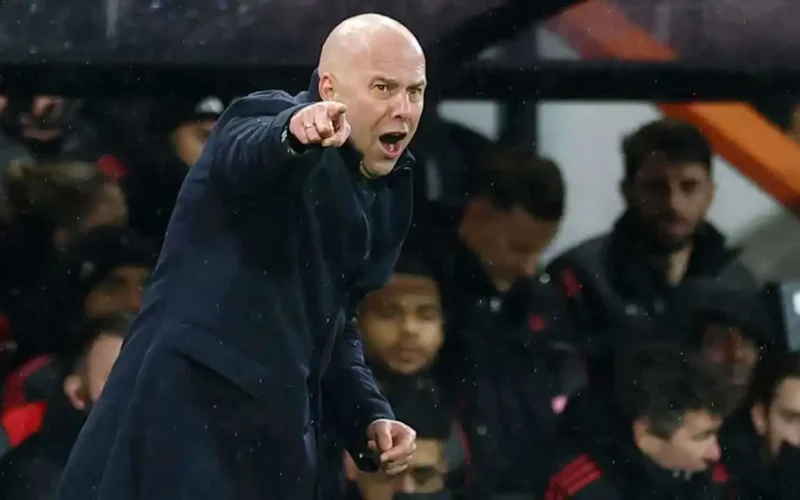 3 مرشحين جدد.. من هم أساطير التدريب الأقرب لإنقاذ ليفربول في الميركاتو؟